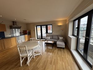 Photo 21- click for photo gallery